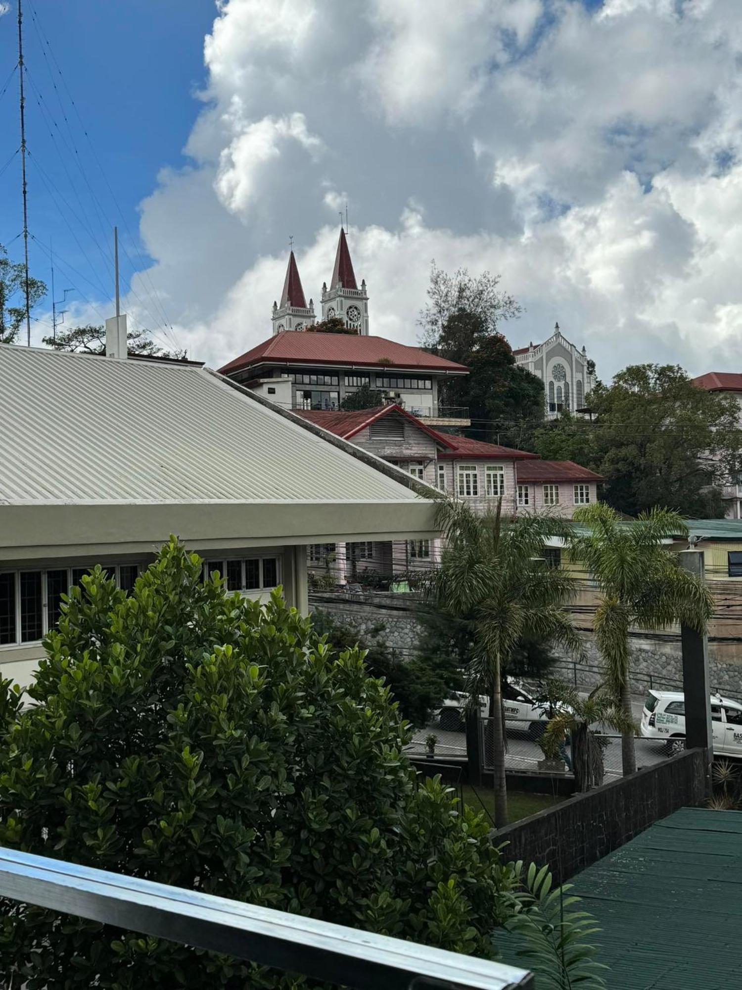 Susana'S Baguio Condotel Baguio City Екстер'єр фото